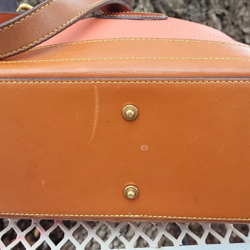 Vintage Dooney & Bourke AWL Sweet Peachy Hobo - Picture 8 of 16